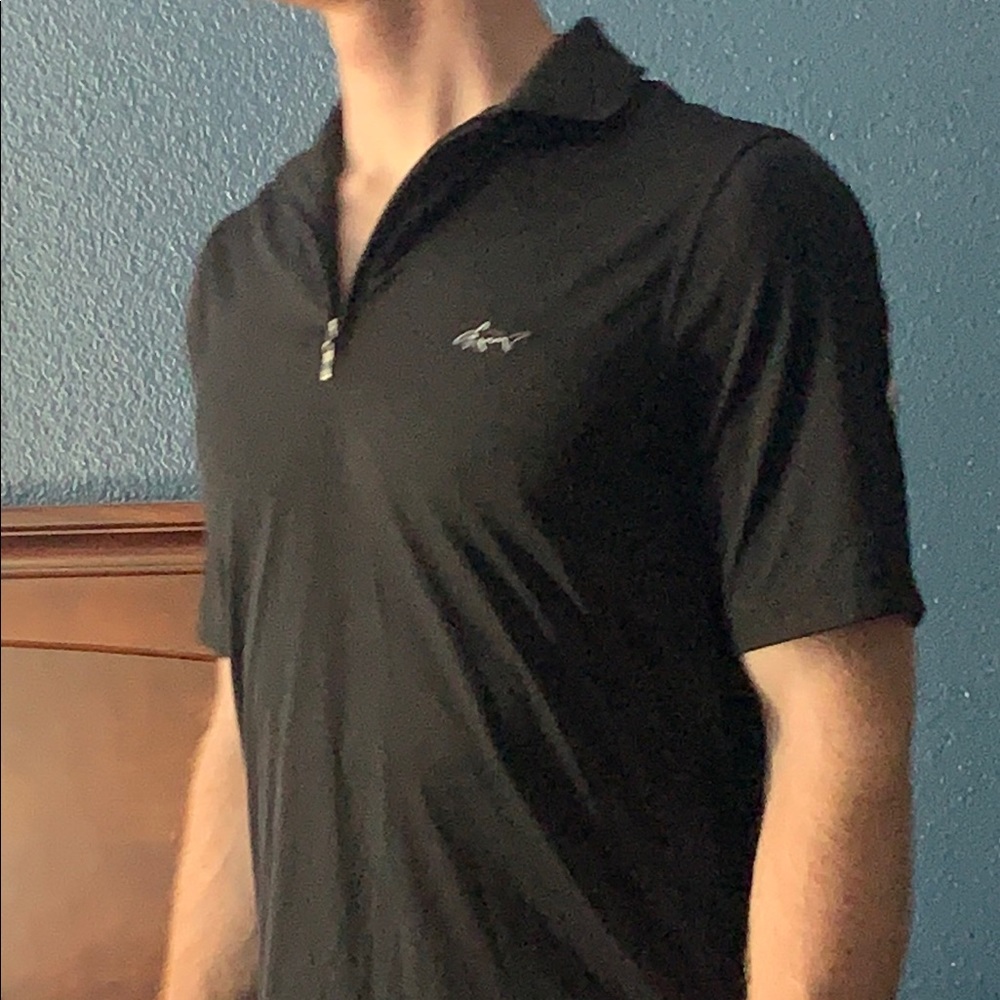 Greg Norman SHARK Play Dry 1/4 Zip polo - Picture 2 of 5